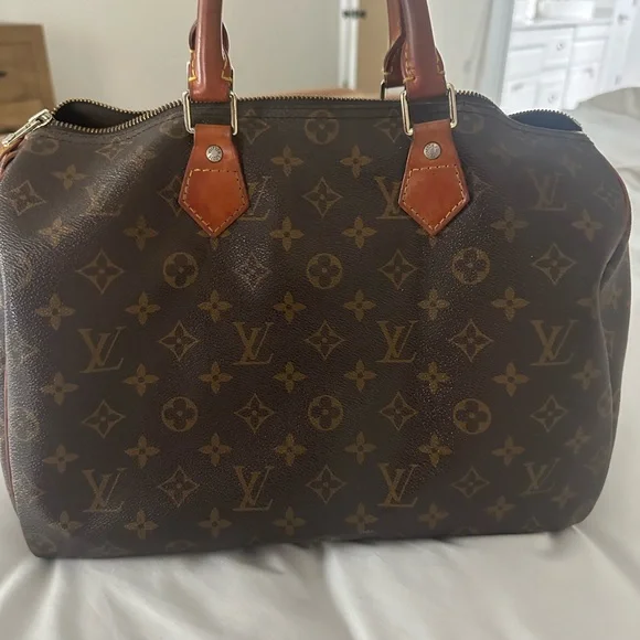 Louis Vuitton Speedy 35 - Picture 1 of 16